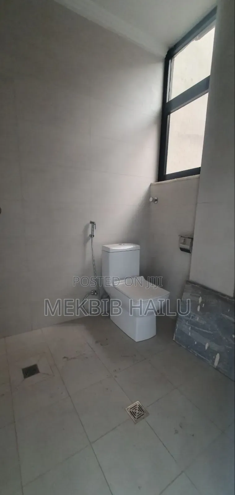 5bdrm House in Semit 72, Bole for rent