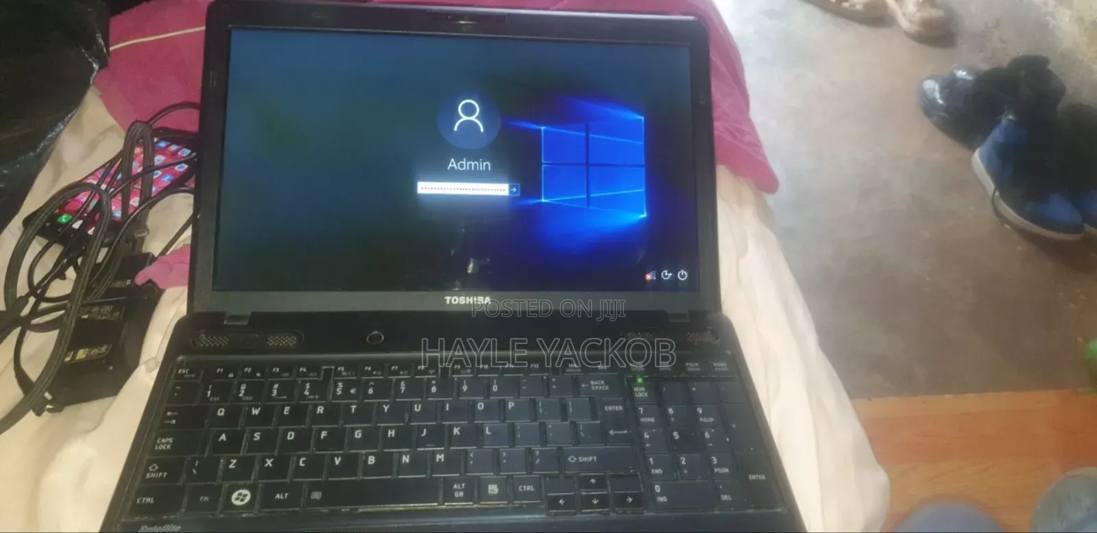 Laptop Toshiba Satellite C655 4GB Intel Core I3 HDD 500GB