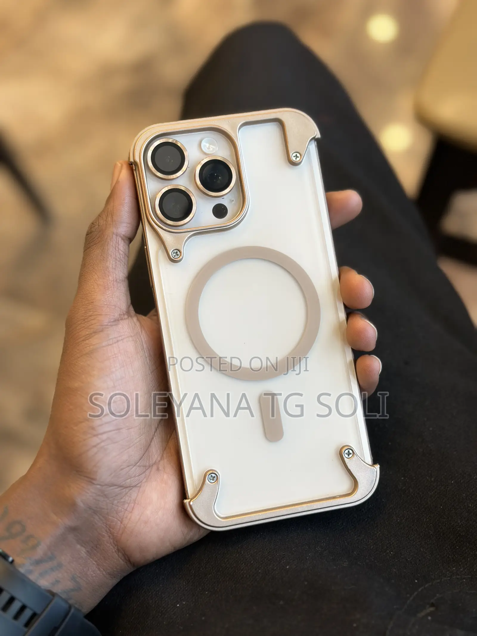 New Apple iPhone 16 Pro Max 256 GB Gold