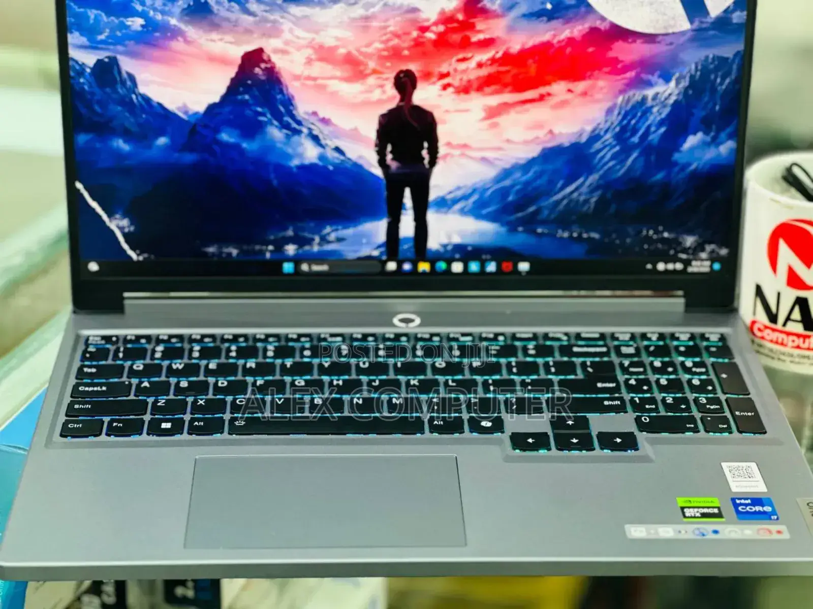 New Laptop Lenovo 16GB Intel Core I7 SSD 1T