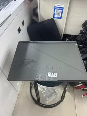 New Laptop Asus ROG Strix G15 16GB Intel Core I9 SSD 1T