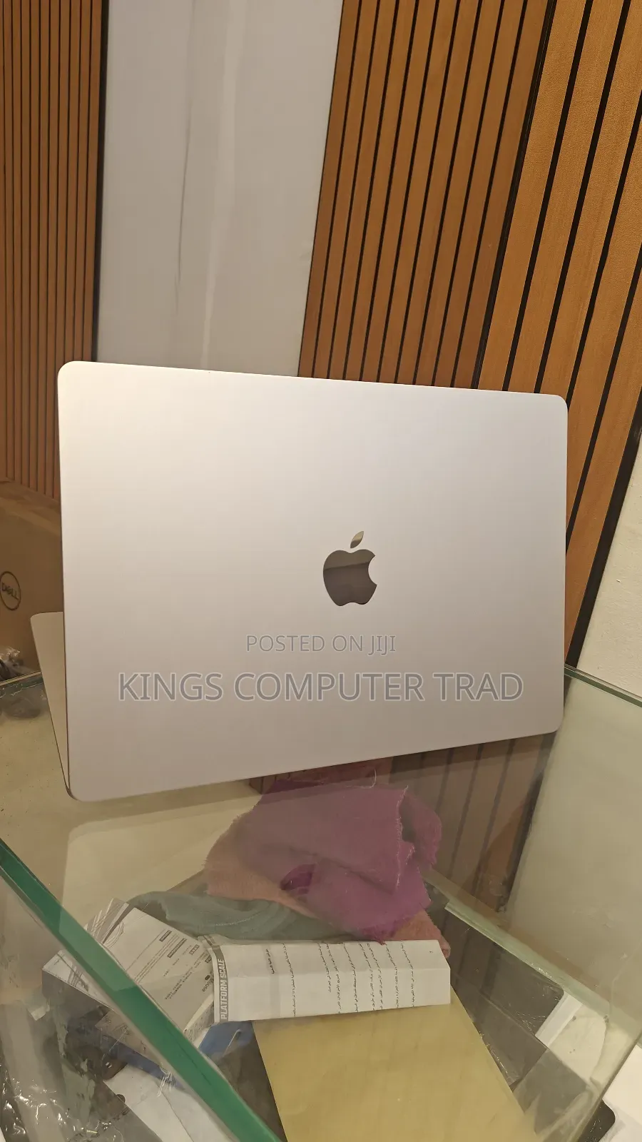 New Apple MacBook Air 2024 M3 15-inch 8GB Intel Core M3 SSD 256GB