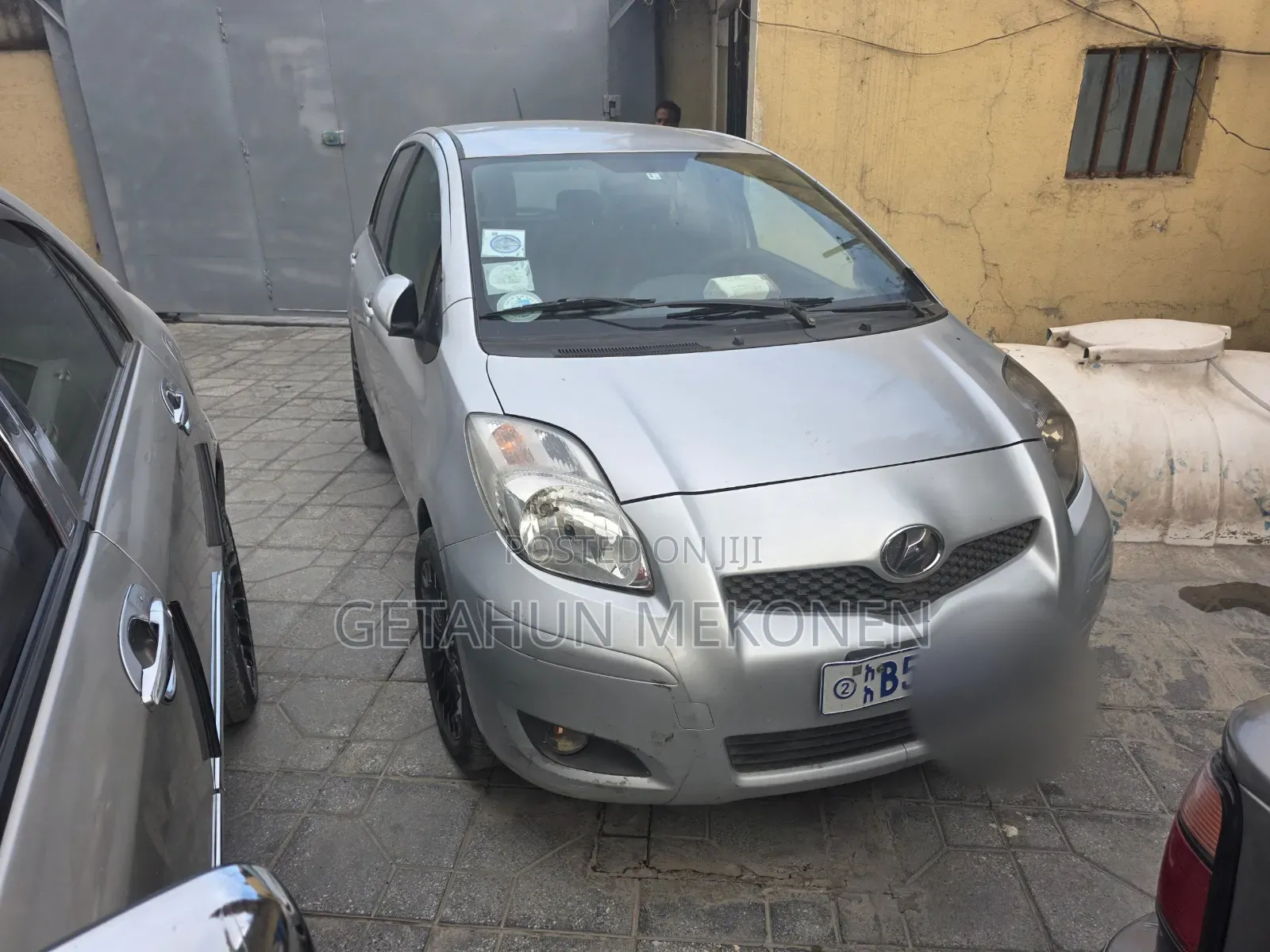 Toyota Yaris 2010 Silver