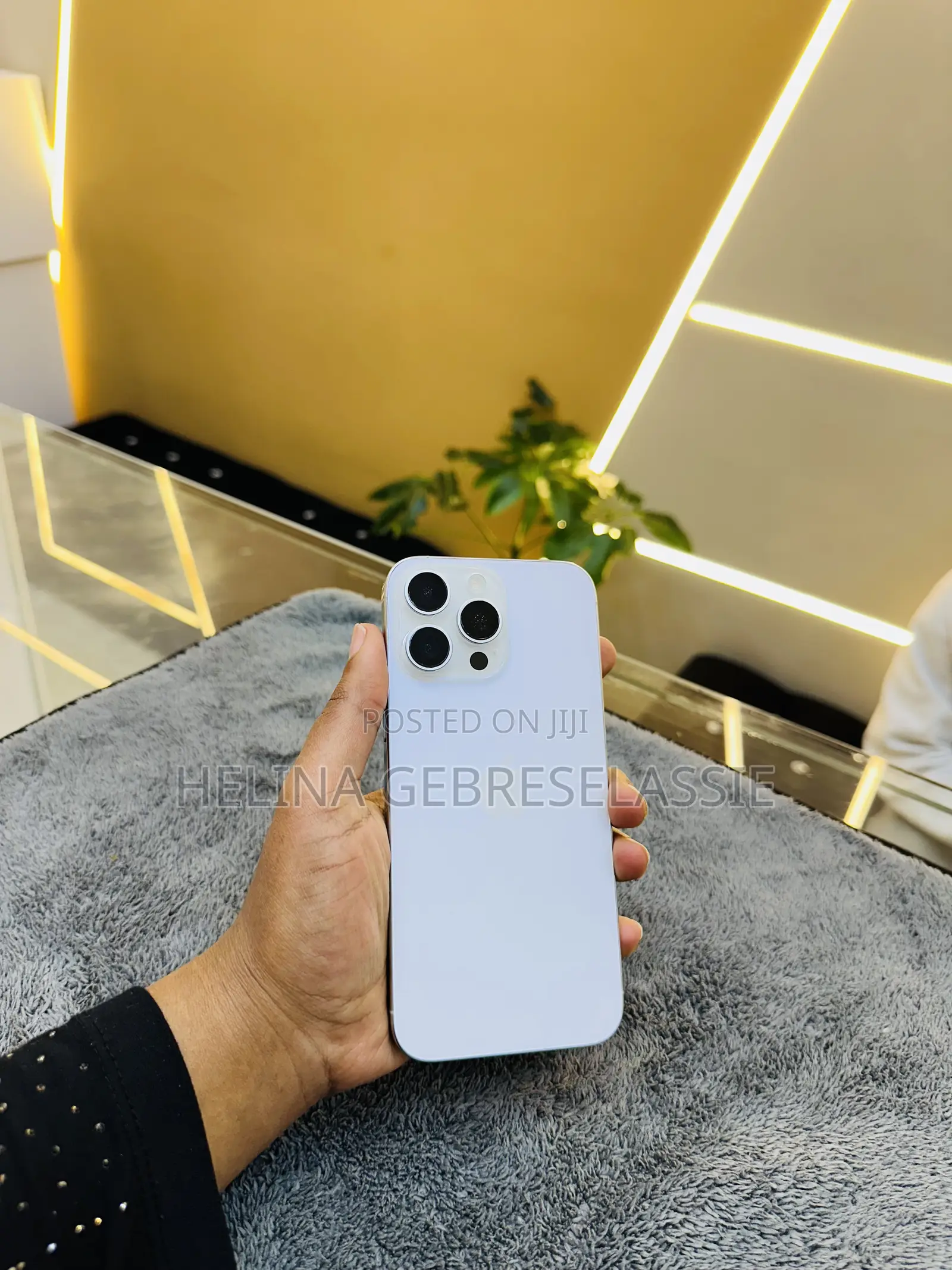 Apple iPhone 16 Pro Max 256 GB White