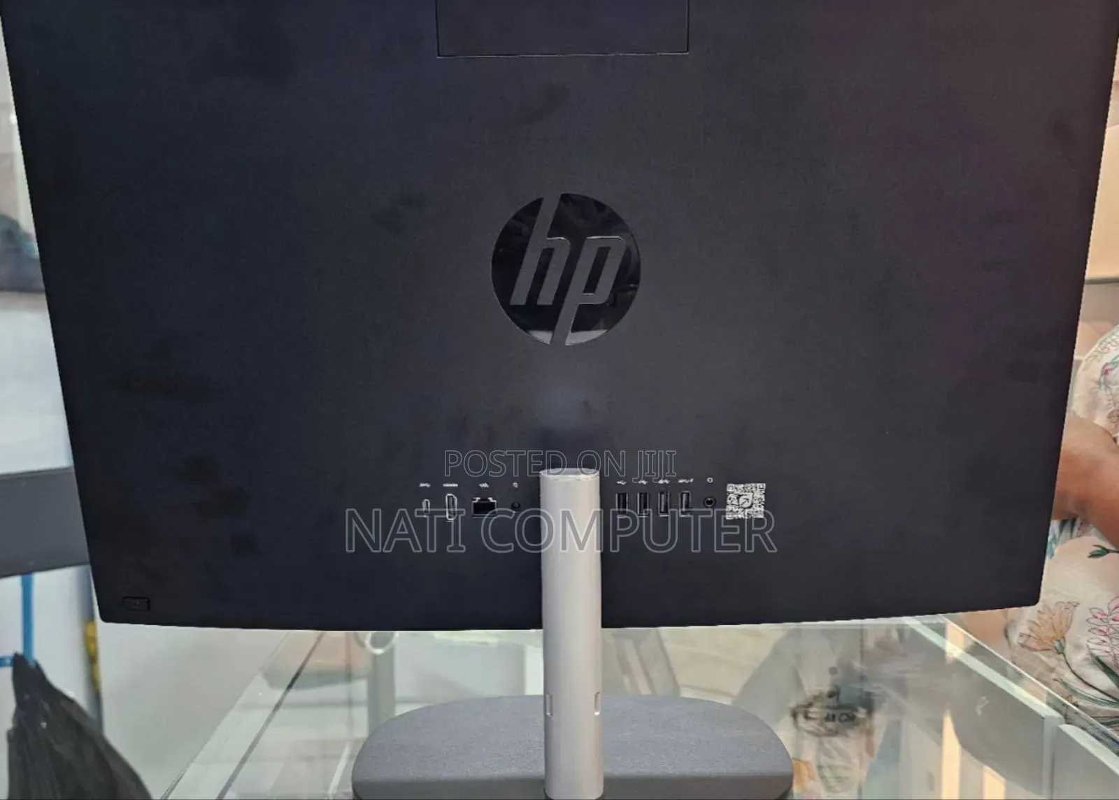 New Desktop Computer HP 200 G4 22 All-in-One 8GB Intel Core I7 SSD 1T