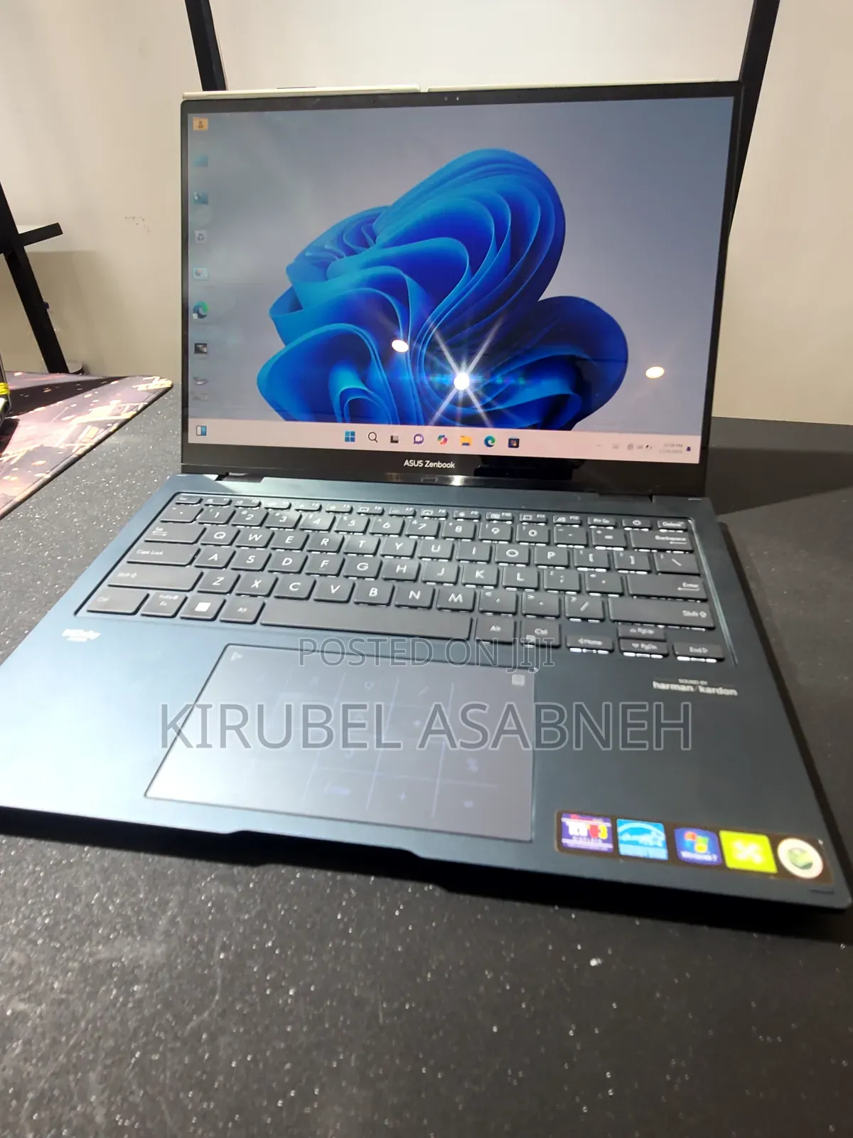 New Laptop Asus Zenbook Flip 13 UX363 16GB Intel Core I7 SSD 512GB