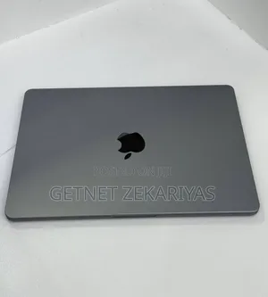 New Laptop Apple MacBook Pro 2023 M2 8GB Apple M2 SSD 256GB