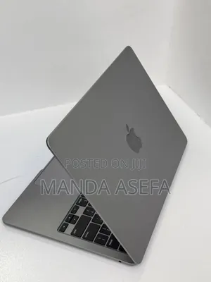 New Laptop Apple MacBook Air 2022 M2 8GB Apple M2 SSD 256GB