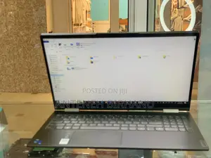 New Laptop Lenovo Yoga 7i 12GB Intel Core I7 SSD 512GB