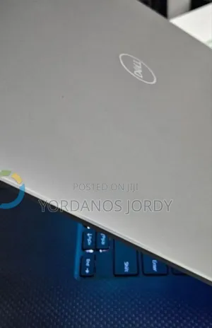 New Laptop Dell Precision 5540 16GB Intel Core I5 SSD 256GB