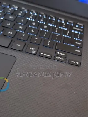 New Laptop Dell Precision 5540 16GB Intel Core I5 SSD 256GB