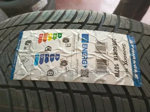 235 60 R 18 Triangel Tyre Original