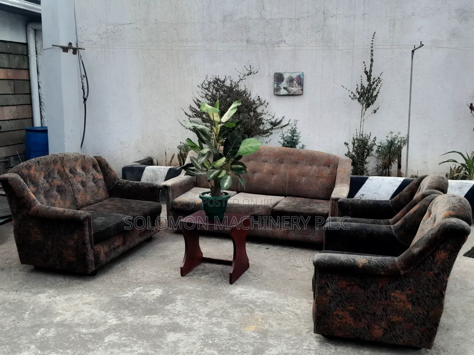 ያገለገለ ሶፋ የ3f (ስሪ ኤፍ )ሶፋ Used Sofa