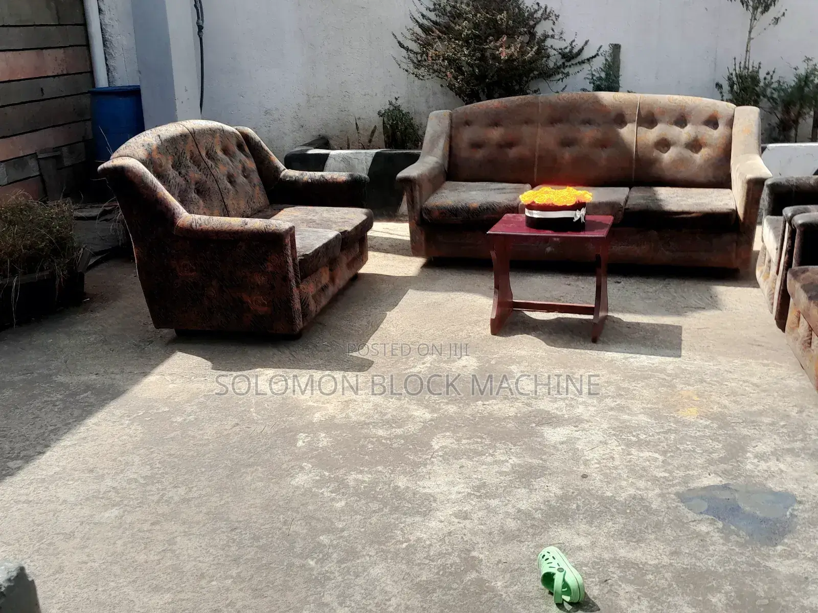 ያገለገለ ሶፋ የ3f (ስሪ ኤፍ )ሶፋ Used Sofa