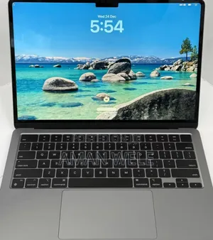 New Laptop Apple MacBook Pro 2022 M2 8GB Intel Core M2 SSD 256GB