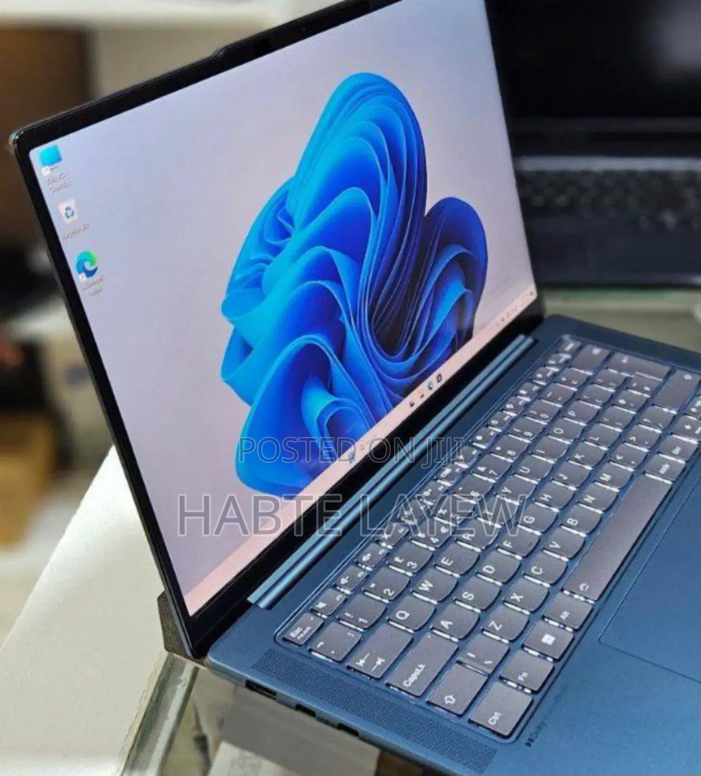 New Laptop Lenovo ThinkPad Yoga 16GB Intel Core I7 SSD 1T