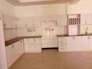 Furnished 10bdrm House in Bole for sale
