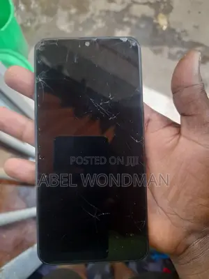 Photo - Samsung Galaxy A10s 32 GB Black