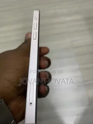 Apple iPhone 12 64 GB White