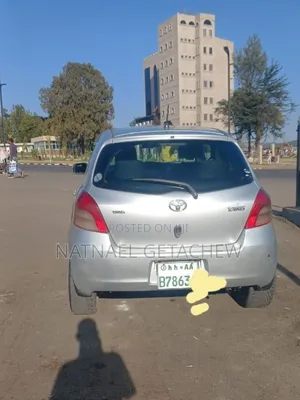 Photo - Toyota Yaris 2007 Silver