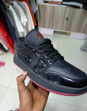 Photo - Jordan 1 Low 39 40 41 42 43