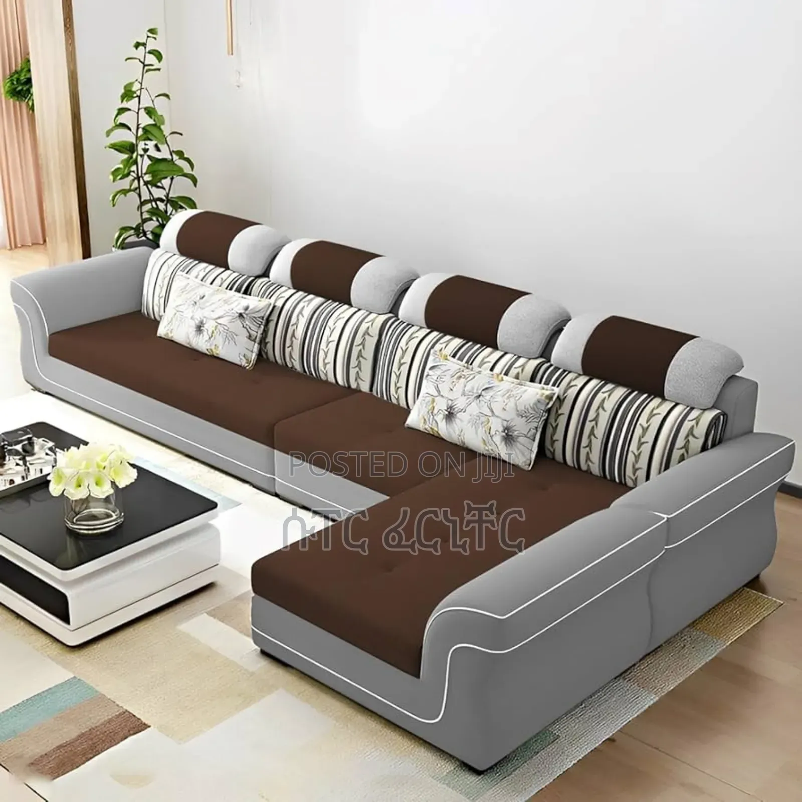 L Shaped Sofa With Table 2