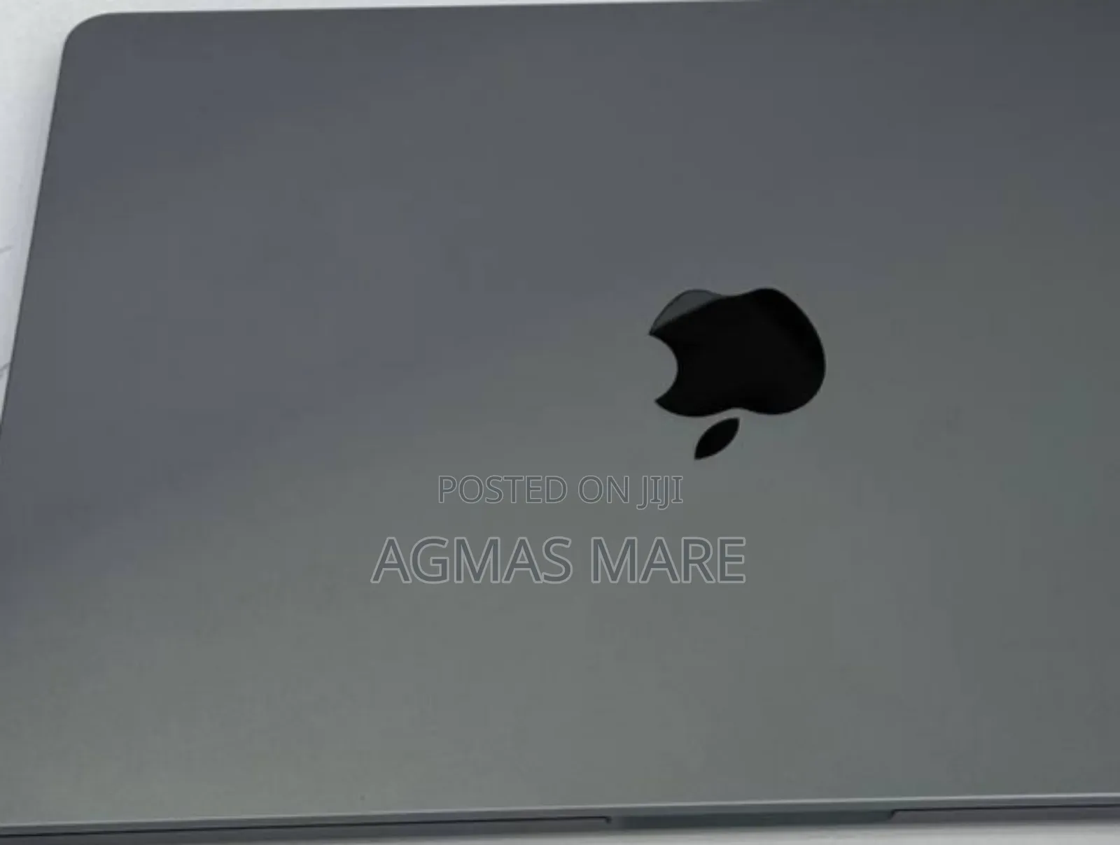 New Laptop Apple MacBook Air 2022 M2 8GB Apple M2 SSD 256GB