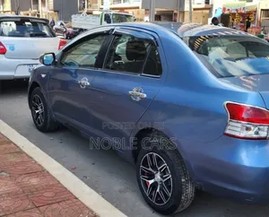 Toyota Yaris 2008 Blue