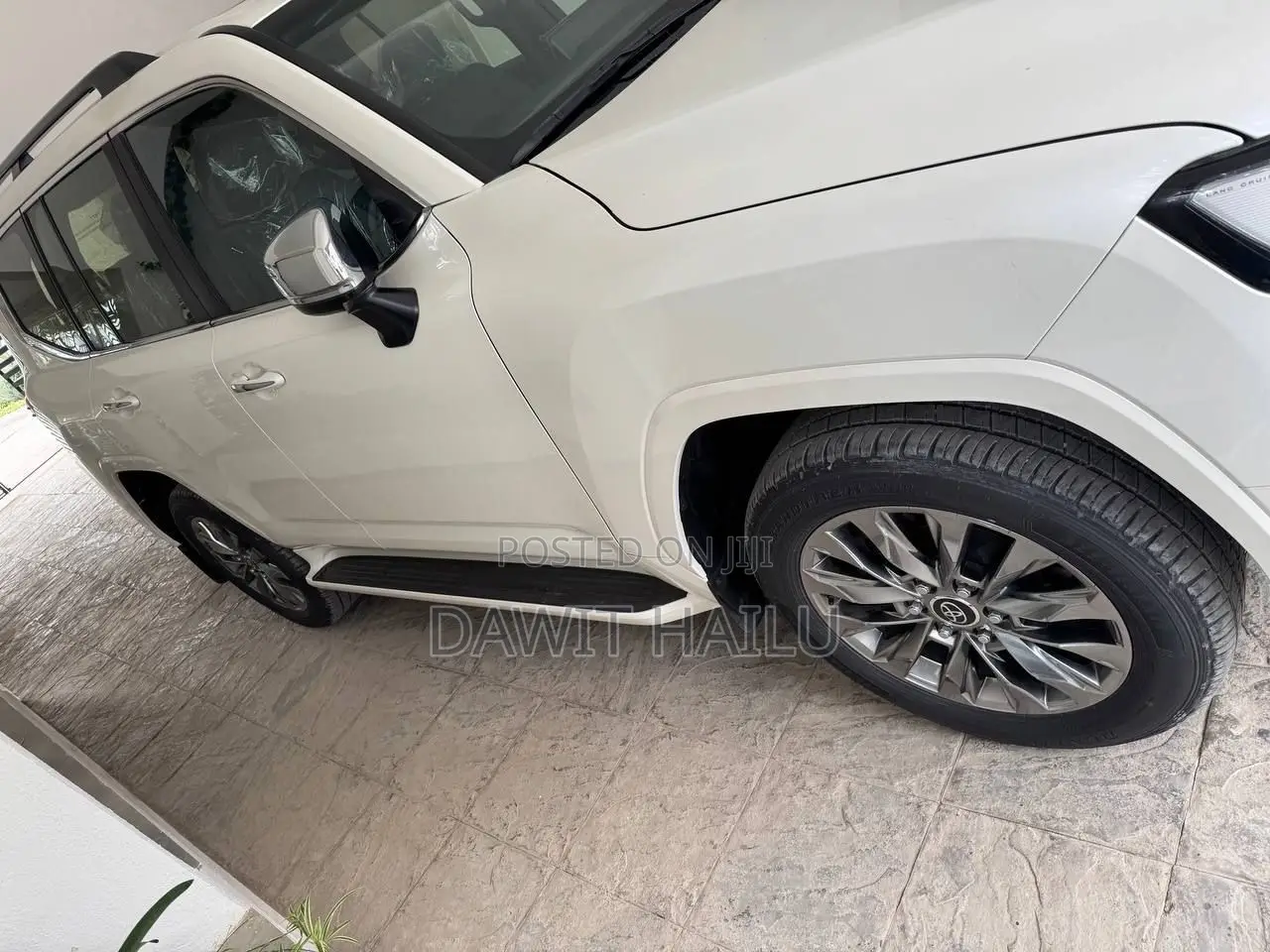 New Toyota Land Cruiser LC300 2023 White