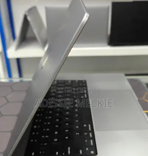 New Laptop Apple MacBook Pro M1 64GB Apple M1 Pro SSD 2T