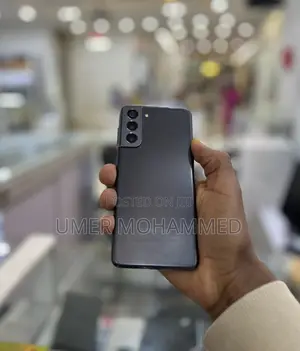 Photo - Samsung Galaxy S21 5G 128 GB Black