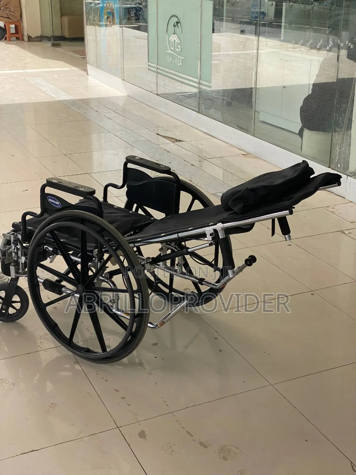 Toilet Wheelchair口手wheelchair口手wheelchair廿手wheelchair口手wheelchair口whee