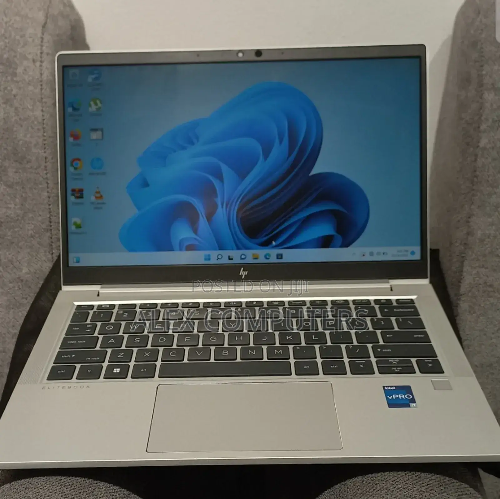 New Laptop HP EliteBook 640 G10 16GB Intel Core I7 SSD 512GB
