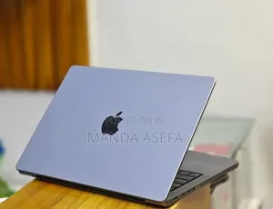 New Laptop Apple MacBook Pro M1 32GB Apple M1 Pro SSD 512GB