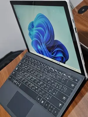 New Laptop Microsoft Surface Pro 7 8GB Intel Core I5 SSD 128GB