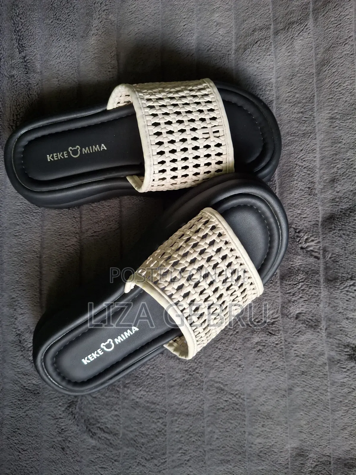 Very Comfortable Women Walking Shoes. Size 35,36.