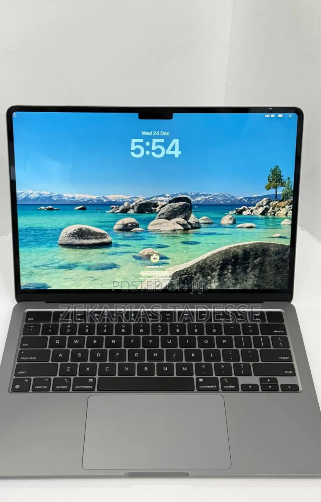 New Laptop Apple MacBook Air 2022 M2 8GB Apple M2 SSD 256GB