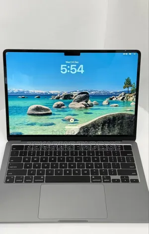 New Laptop Apple MacBook Air 2022 M2 8GB Apple M2 SSD 256GB