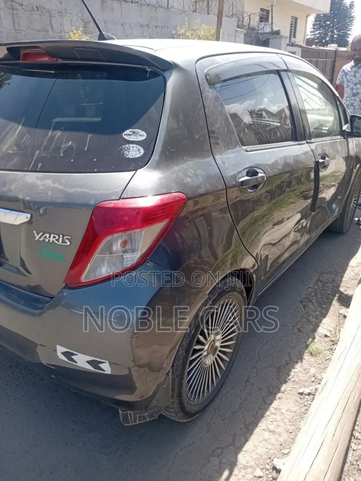 Toyota Yaris 2011 Gray