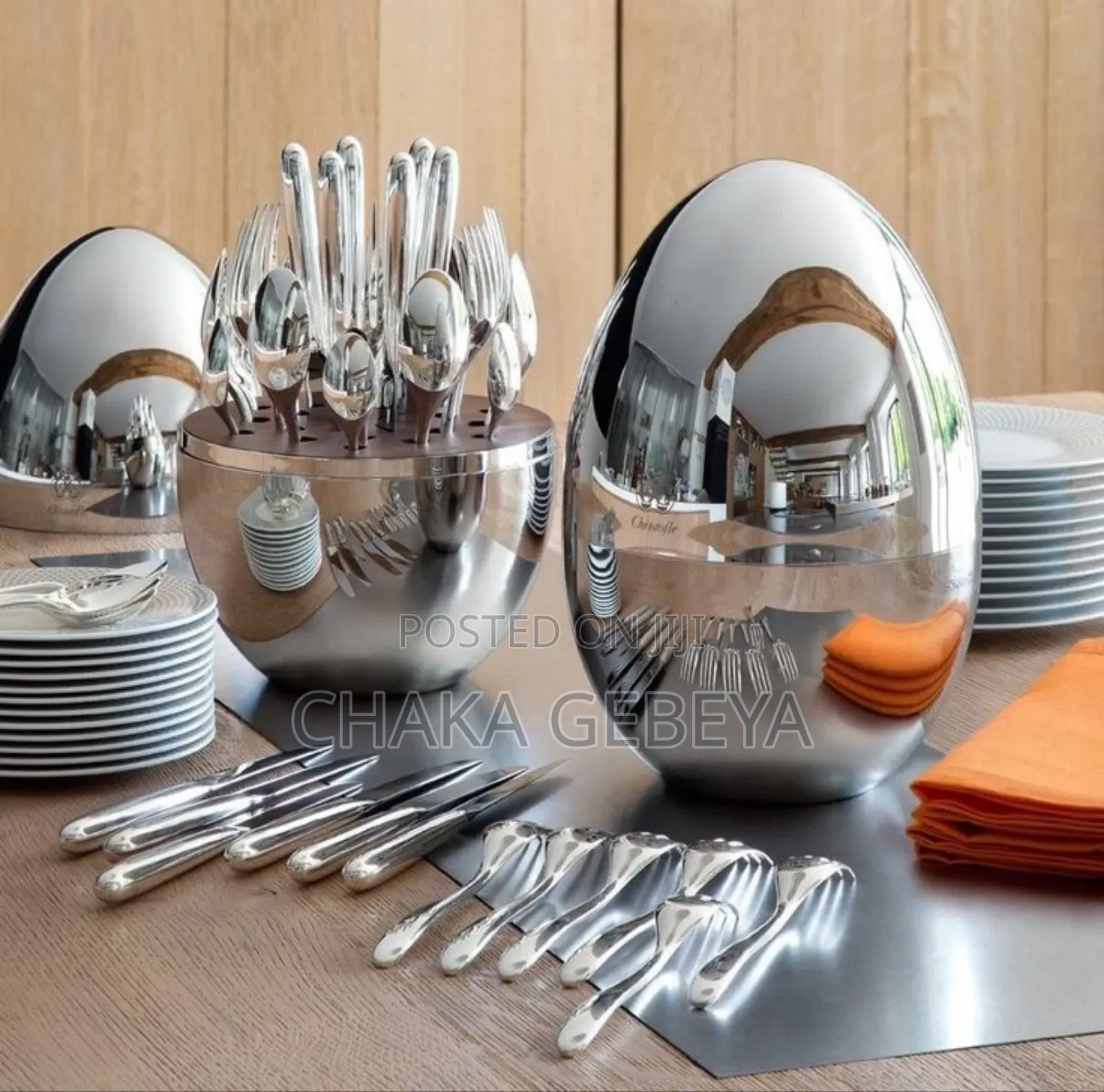 24-pcs Premium Cutlery Set - Egg-shaped Holder -golden Silver Colors