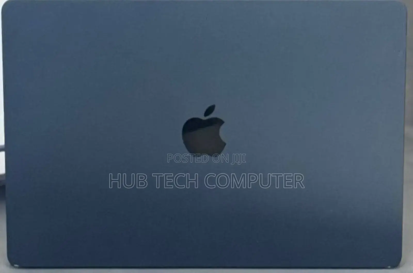 New Laptop Apple MacBook Air 2022 M2 8GB Apple M2 SSD 256GB