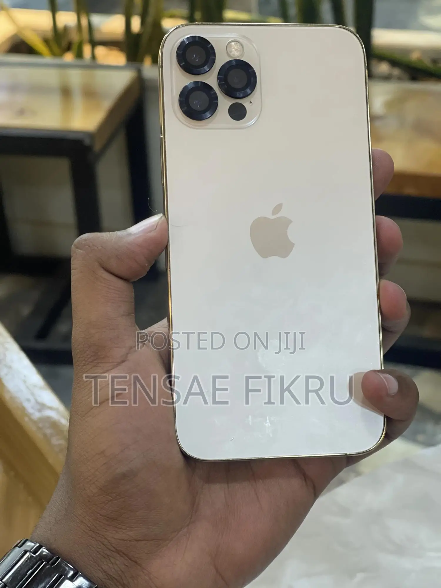 New Apple iPhone 12 Pro 128 GB Gold