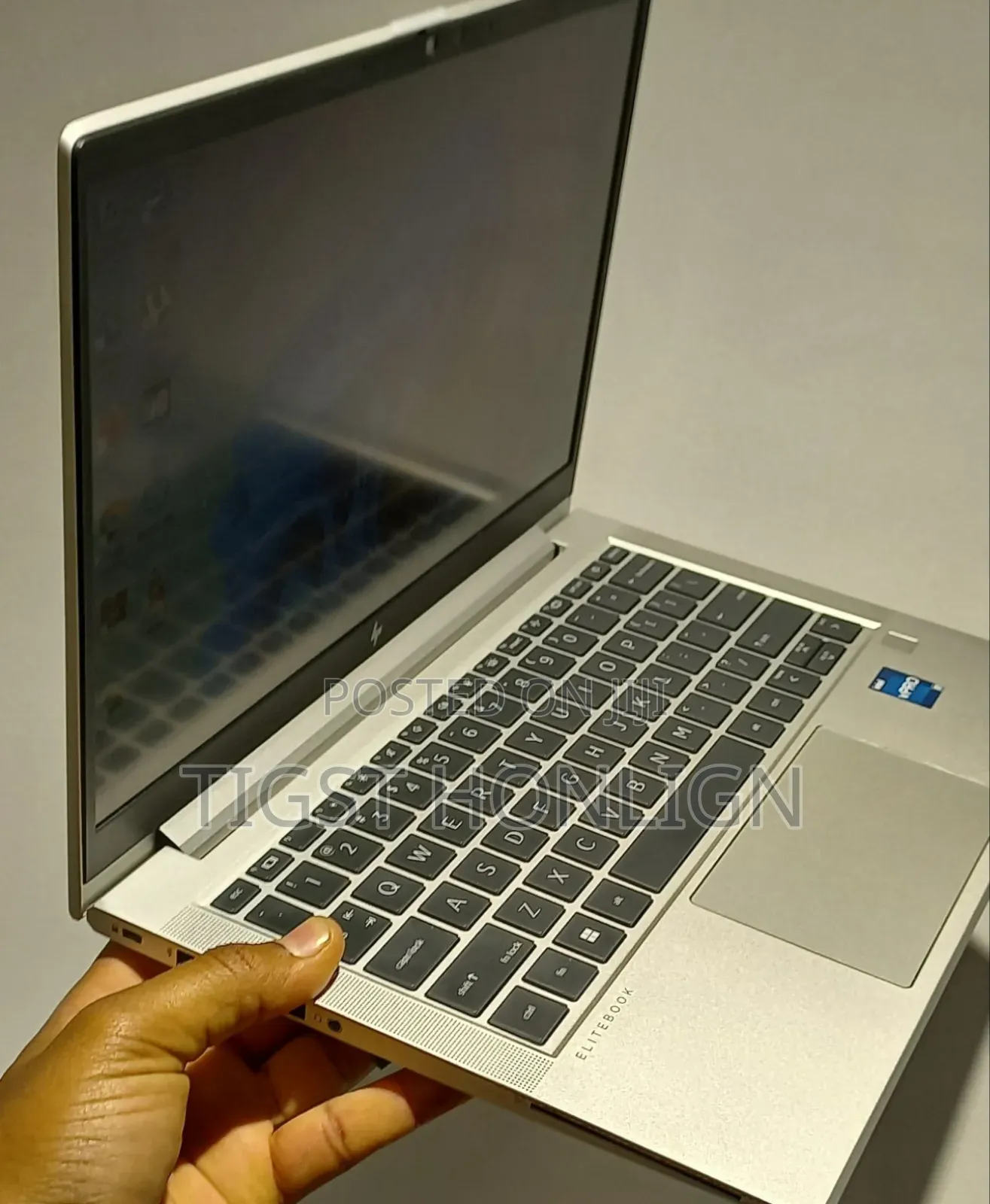 New Laptop HP EliteBook 840 G10 16GB Intel Core I7 SSD 512GB