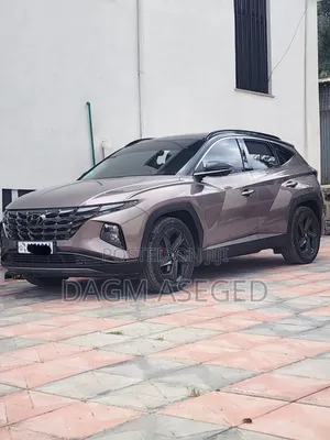 Photo - Hyundai Tucson 2022 Brown