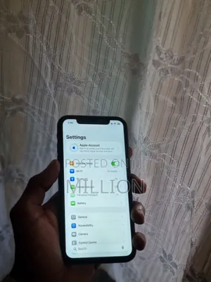 Apple iPhone 11 64 GB Black