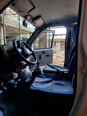 Suzuki Eeco 2024 Silver