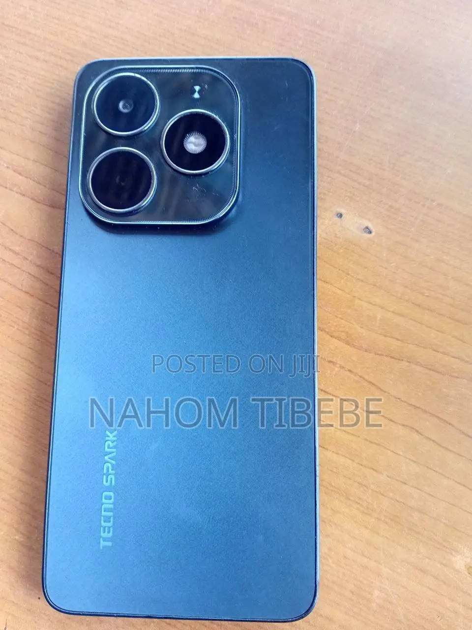 Tecno Spark 20 128 GB Silver