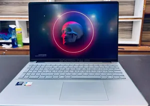 Photo - New Laptop Dell Inspiron 16 5620 16GB Intel Core Ultra 7 SSD 1T