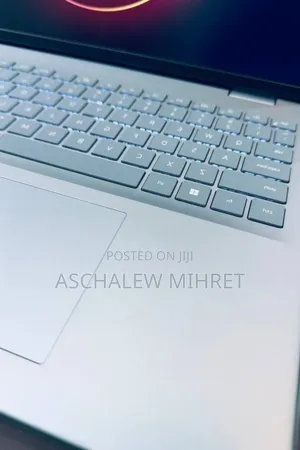 New Laptop Dell Inspiron 16 5620 16GB Intel Core Ultra 7 SSD 1T