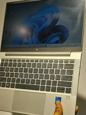 New Laptop HP EliteBook 840 G10 16GB Intel Core I7 SSD 512GB